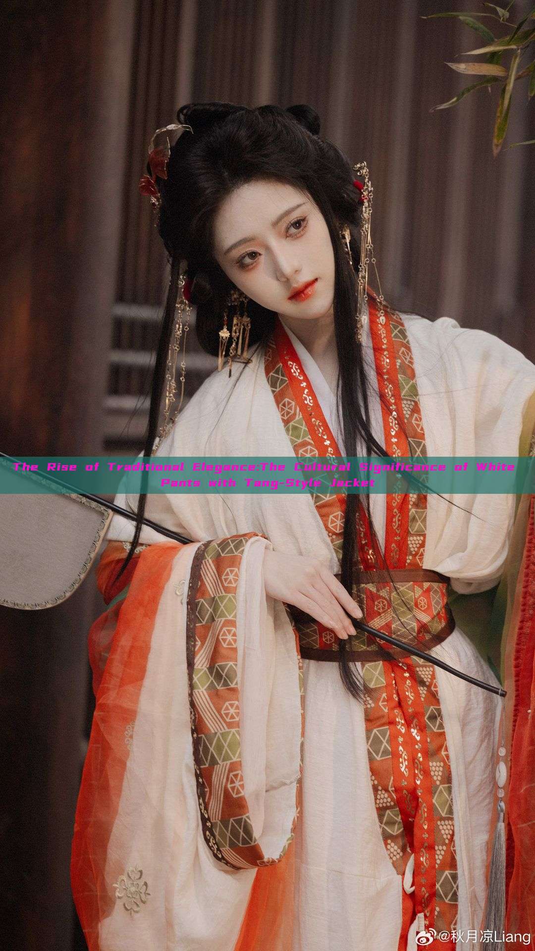 The Rise of Traditional Elegance:The Cultural Significance of White Pants with Tang-Style Jacket The Rise of Traditional Elegance:The Cultural Significance of White Pants with Tang-Style Jacket