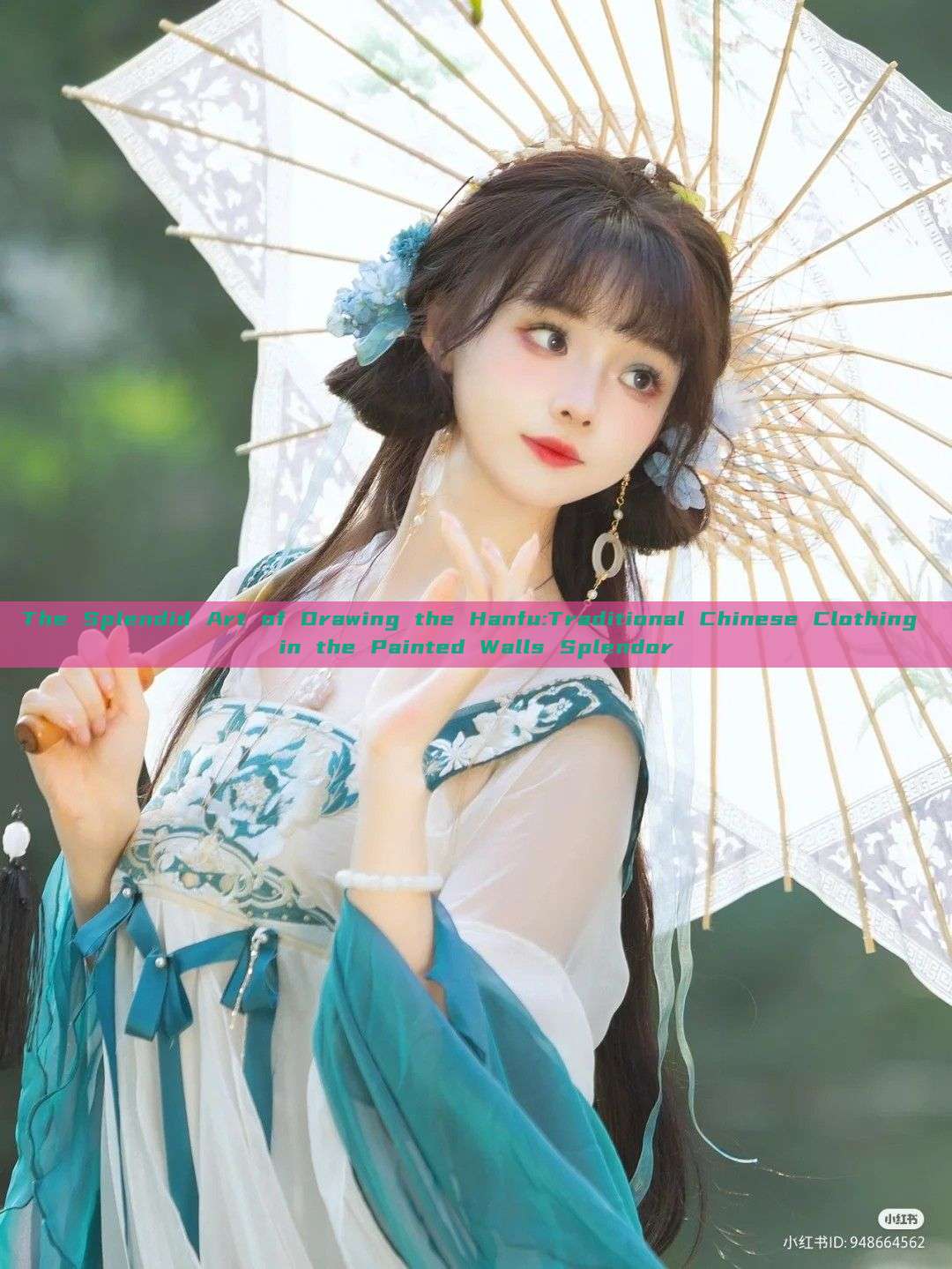 The Splendid Art of Drawing the Hanfu:Traditional Chinese Clothing in the Painted Walls Splendor The Splendid Art of Drawing the Hanfu:Traditional Chinese Clothing in the Painted Walls Splendor
