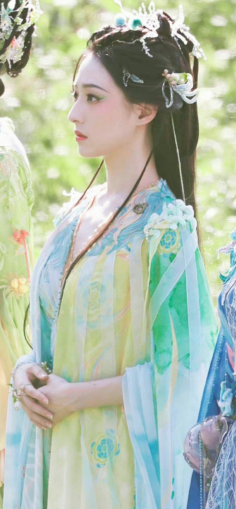 The Cheongsam Keychain Bag:A Blend of Tradition and Modern Convenience The Cheongsam Keychain Bag:A Blend of Tradition and Modern Convenience