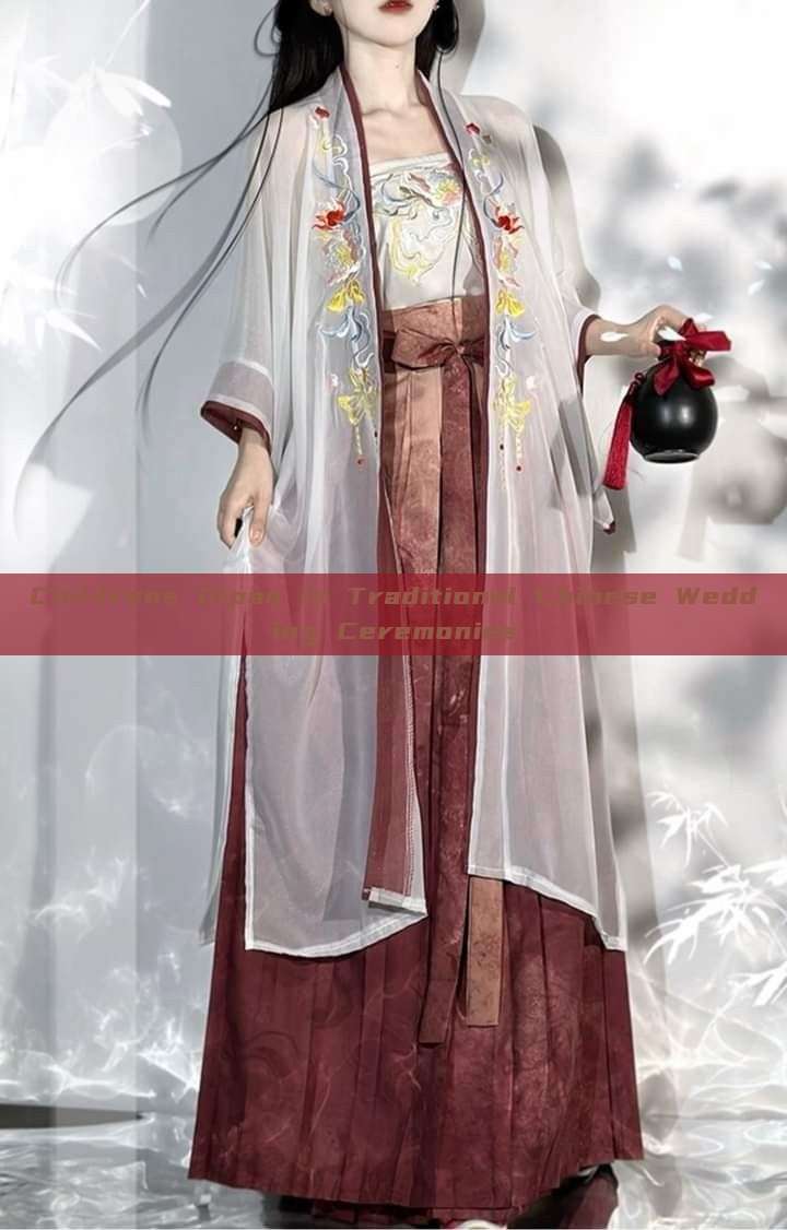 Childrens Qipao in Traditional Chinese Wedding Ceremonies Childrens Qipao in Traditional Chinese Wedding Ceremonies