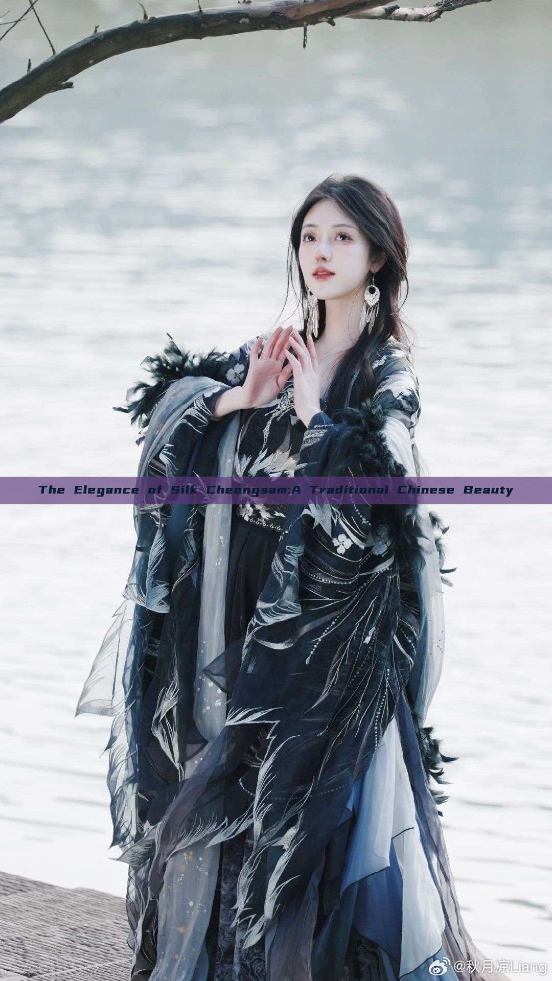 The Elegance of Silk Cheongsam:A Traditional Chinese Beauty The Elegance of Silk Cheongsam:A Traditional Chinese Beauty