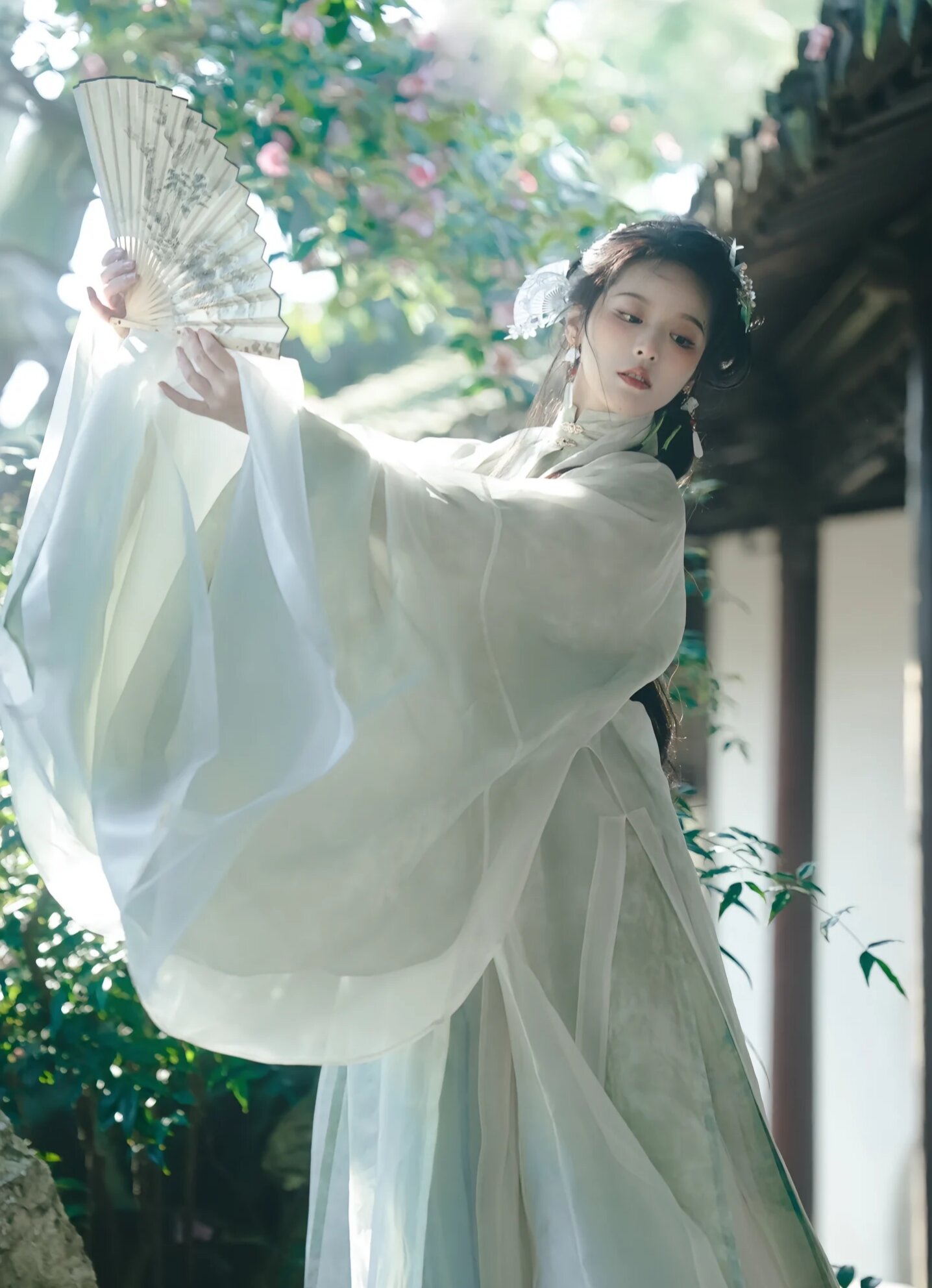Encountering the Divine Deer:A Journey into the World of Yao Ethnic Hanfu Shoes Encountering the Divine Deer:A Journey into the World of Yao Ethnic Hanfu Shoes