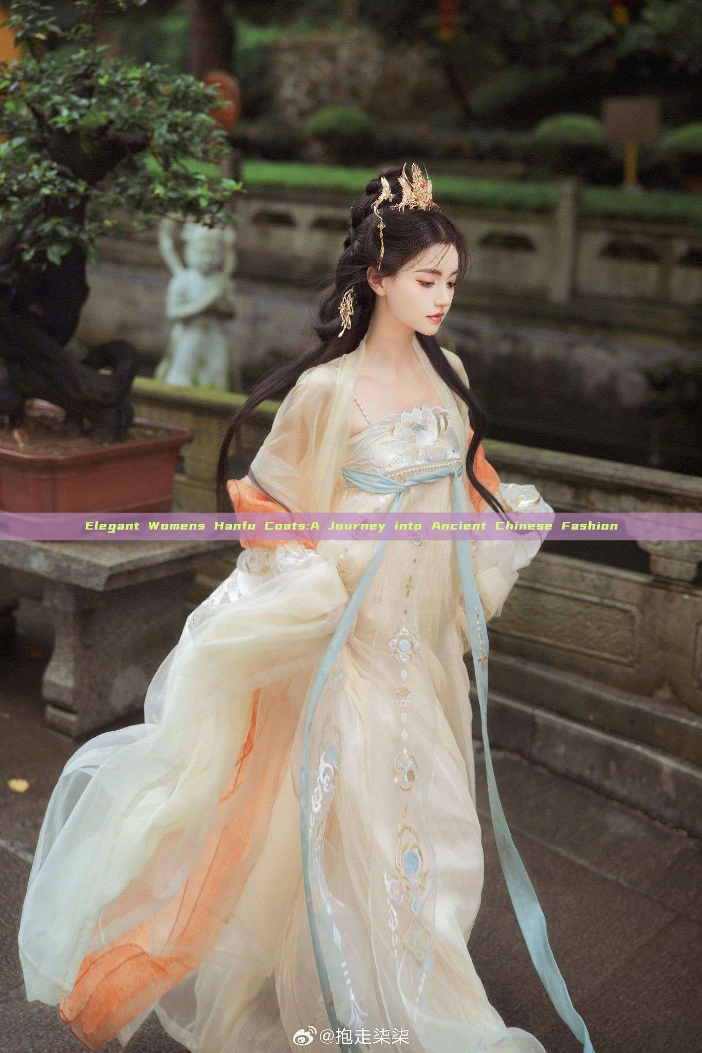 Elegant Womens Hanfu Coats:A Journey into Ancient Chinese Fashion Elegant Womens Hanfu Coats:A Journey into Ancient Chinese Fashion