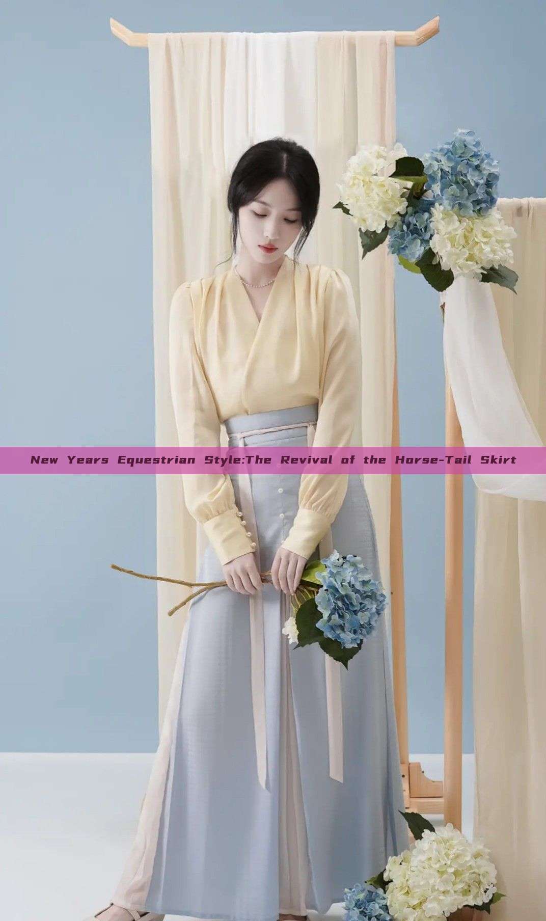 New Years Equestrian Style:The Revival of the Horse-Tail Skirt New Years Equestrian Style:The Revival of the Horse-Tail Skirt