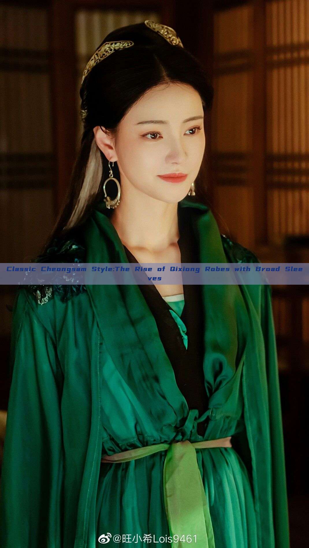 Classic Cheongsam Style:The Rise of Qixiong Robes with Broad Sleeves