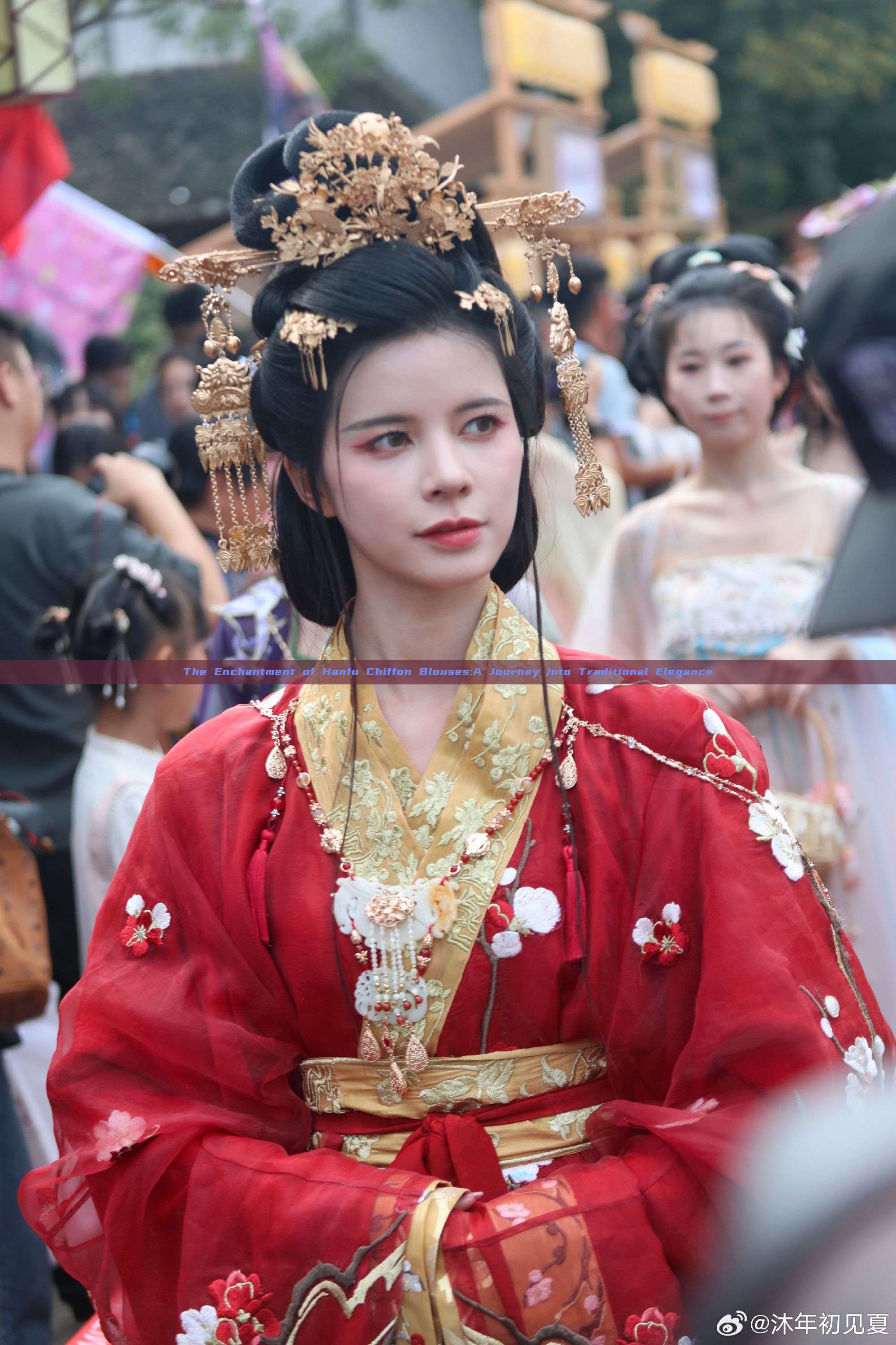The Enchantment of Hanfu Chiffon Blouses:A Journey into Traditional Elegance The Enchantment of Hanfu Chiffon Blouses:A Journey into Traditional Elegance