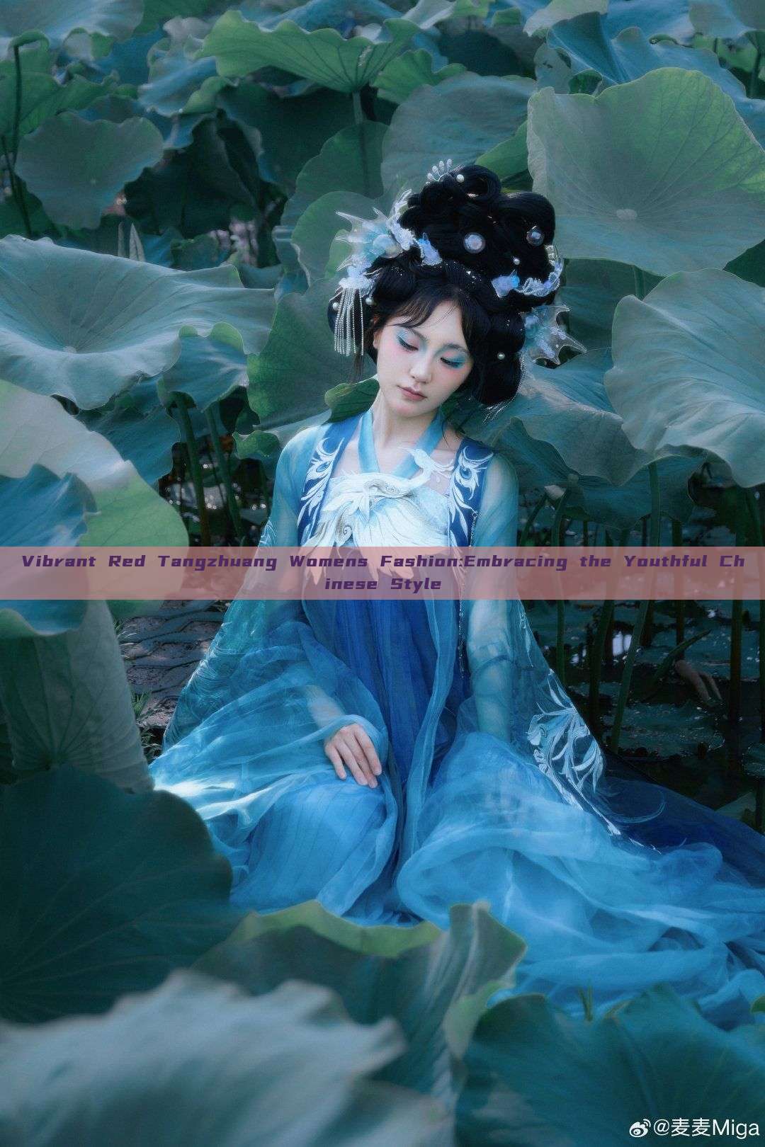 Vibrant Red Tangzhuang Womens Fashion:Embracing the Youthful Chinese Style Vibrant Red Tangzhuang Womens Fashion:Embracing the Youthful Chinese Style