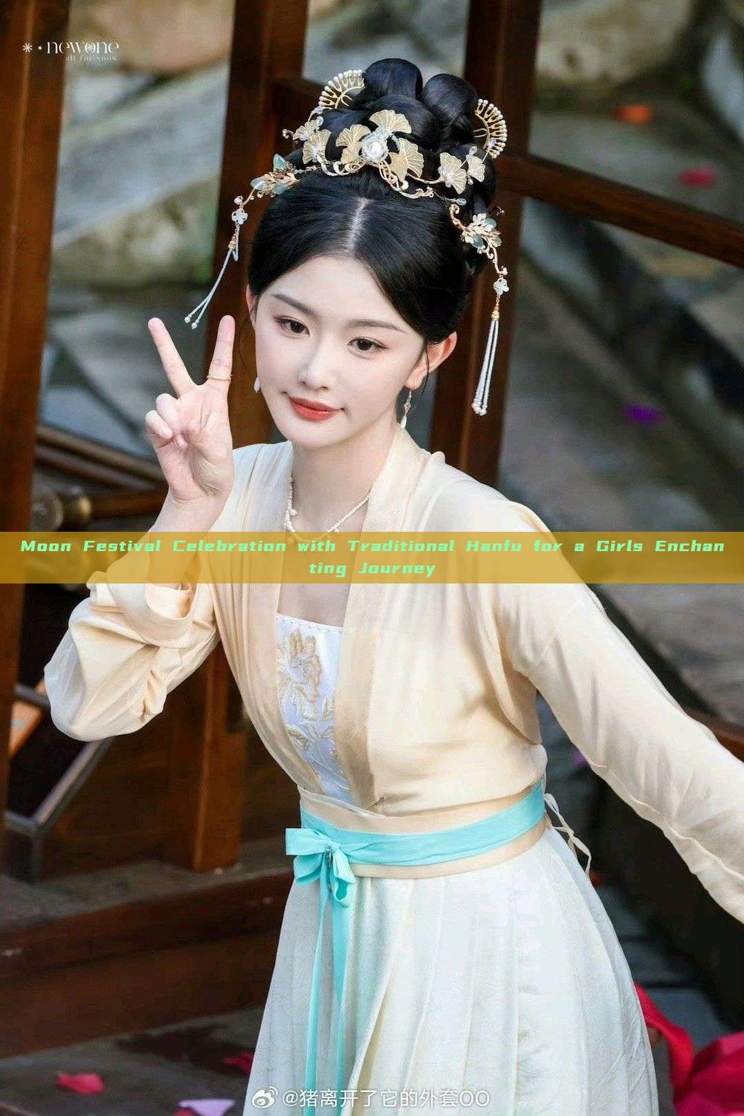 Moon Festival Celebration with Traditional Hanfu for a Girls Enchanting Journey Moon Festival Celebration with Traditional Hanfu for a Girls Enchanting Journey