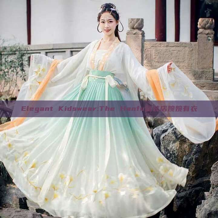 Elegant Kidswear:The Hanfu童装店婉婉有衣 Elegant Kidswear:The Hanfu童装店婉婉有衣