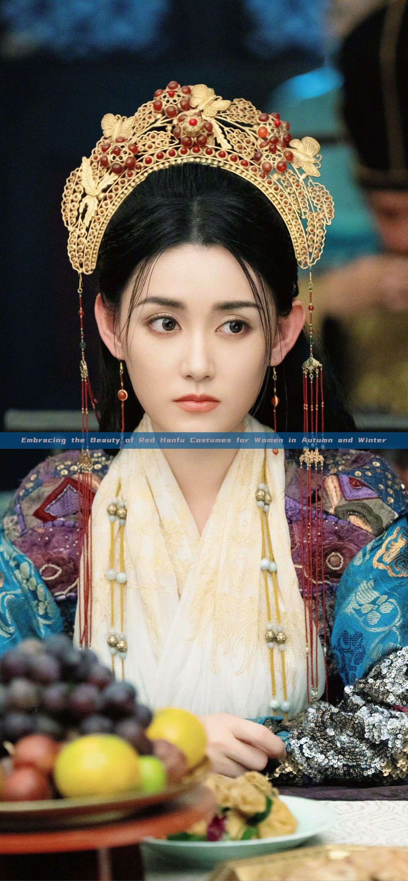 Embracing the Beauty of Red Hanfu Costumes for Women in Autumn and Winter