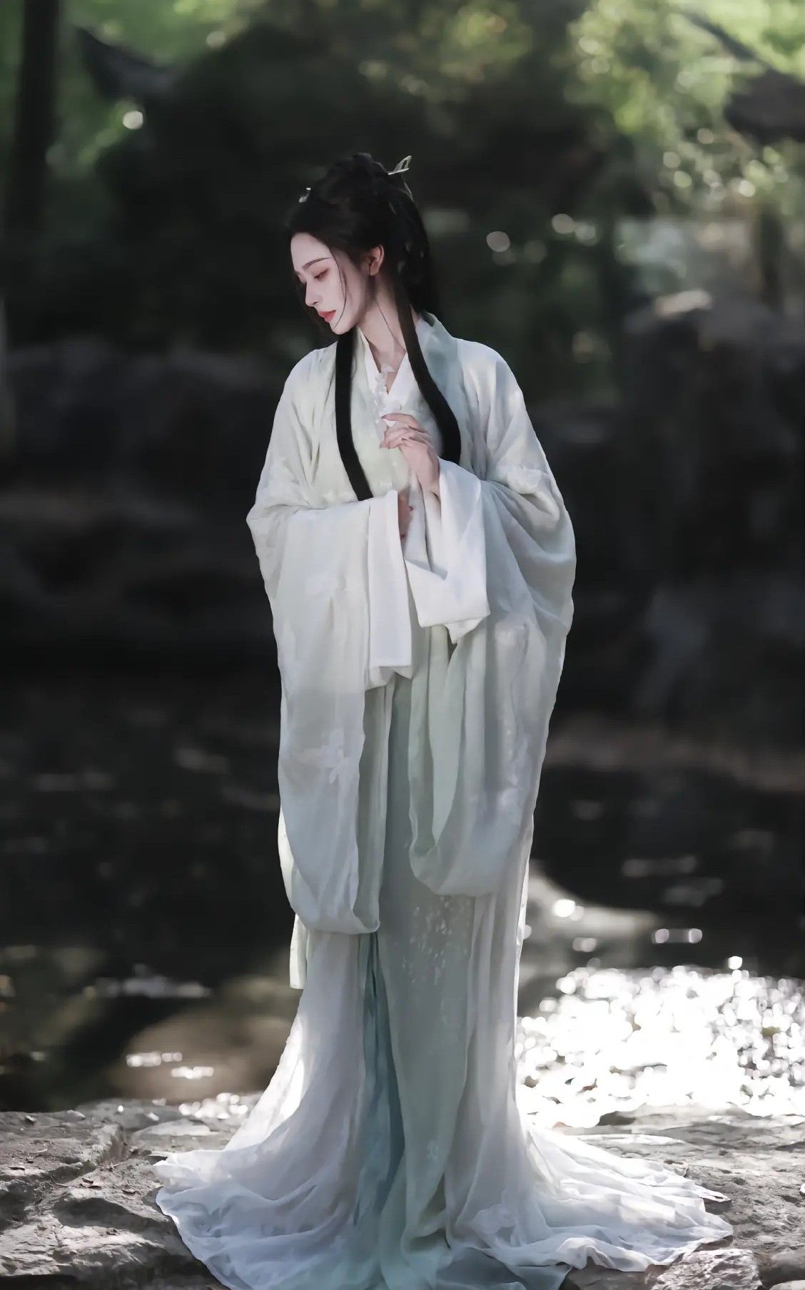 Unparalleled Elegance:The Unique Charm of Horseface Skirt in Traditional Chinese Clothing Unparalleled Elegance:The Unique Charm of Horseface Skirt in Traditional Chinese Clothing
