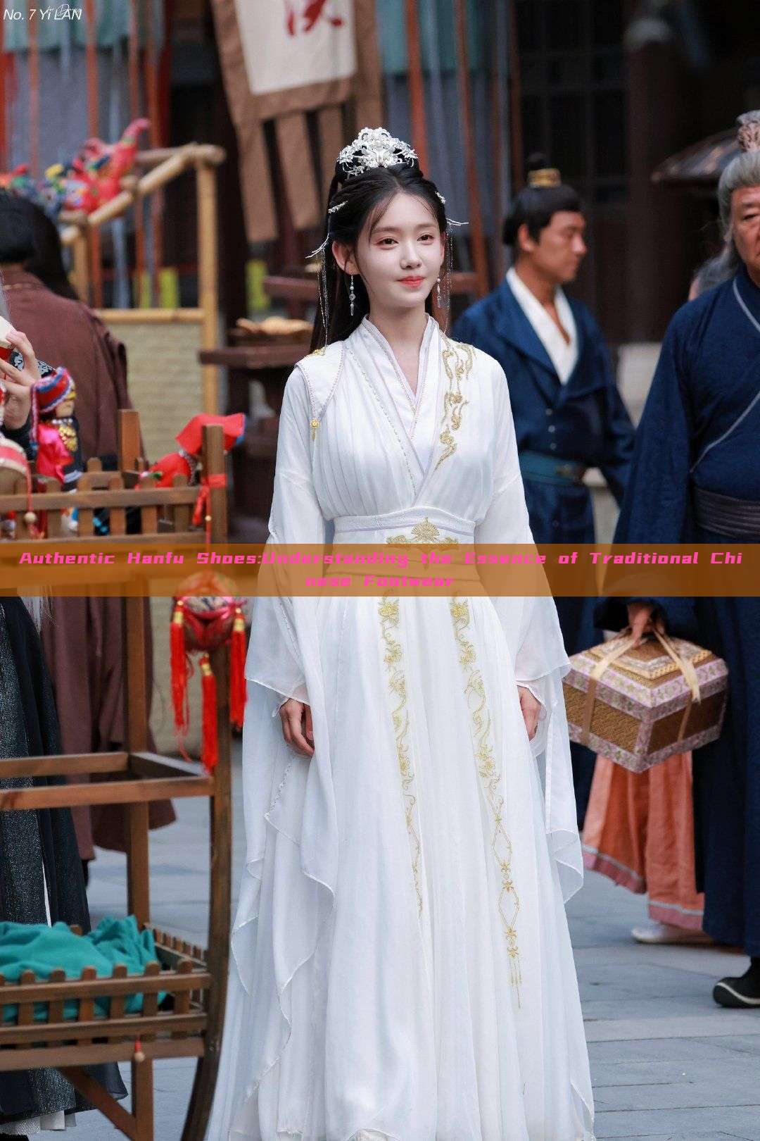 Authentic Hanfu Shoes:Understanding the Essence of Traditional Chinese Footwear Authentic Hanfu Shoes:Understanding the Essence of Traditional Chinese Footwear