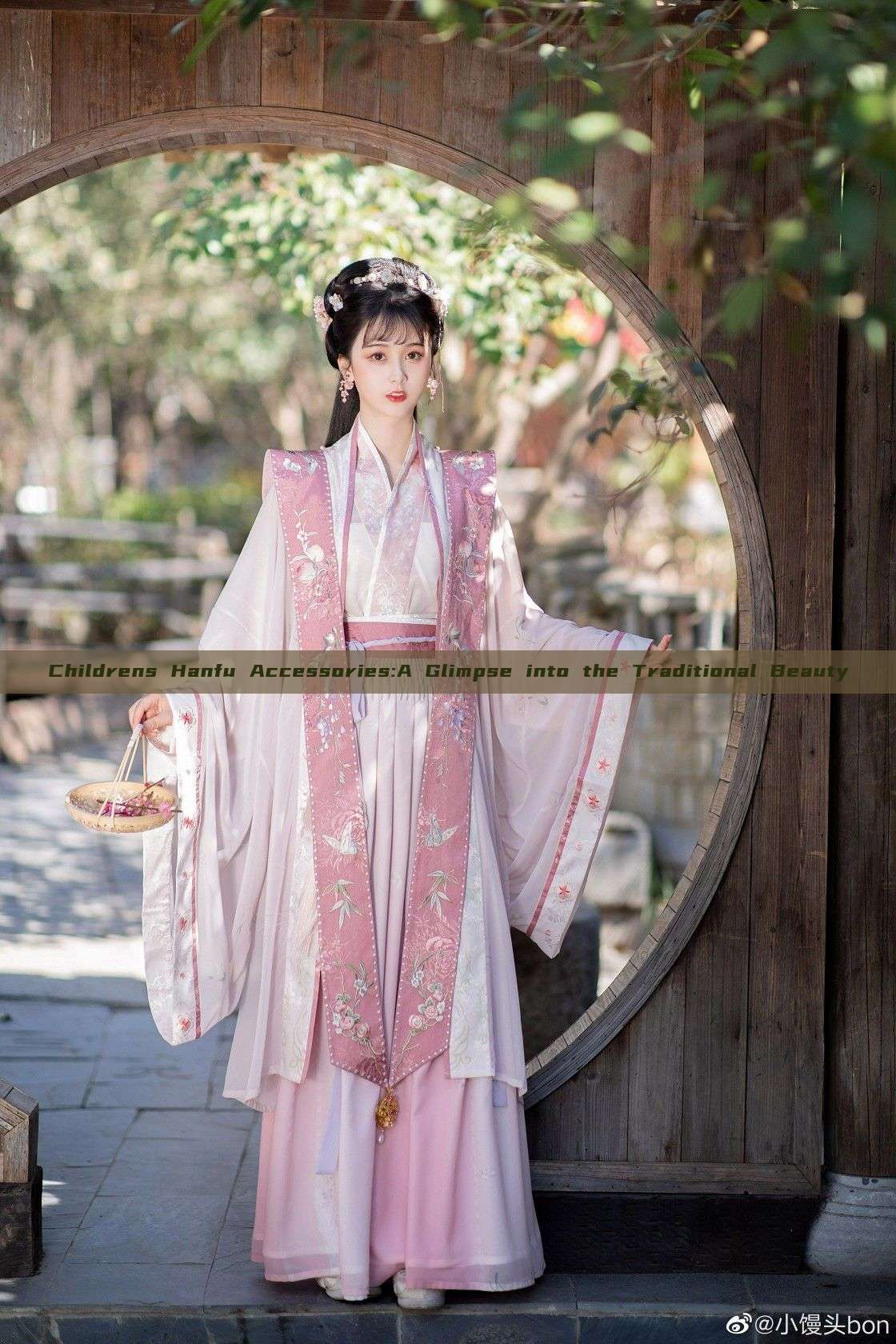 Childrens Hanfu Accessories:A Glimpse into the Traditional Beauty Childrens Hanfu Accessories:A Glimpse into the Traditional Beauty