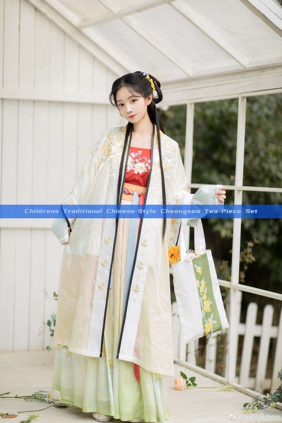 Childrens Traditional Chinese-Style Cheongsam Two-Piece Set Childrens Traditional Chinese-Style Cheongsam Two-Piece Set