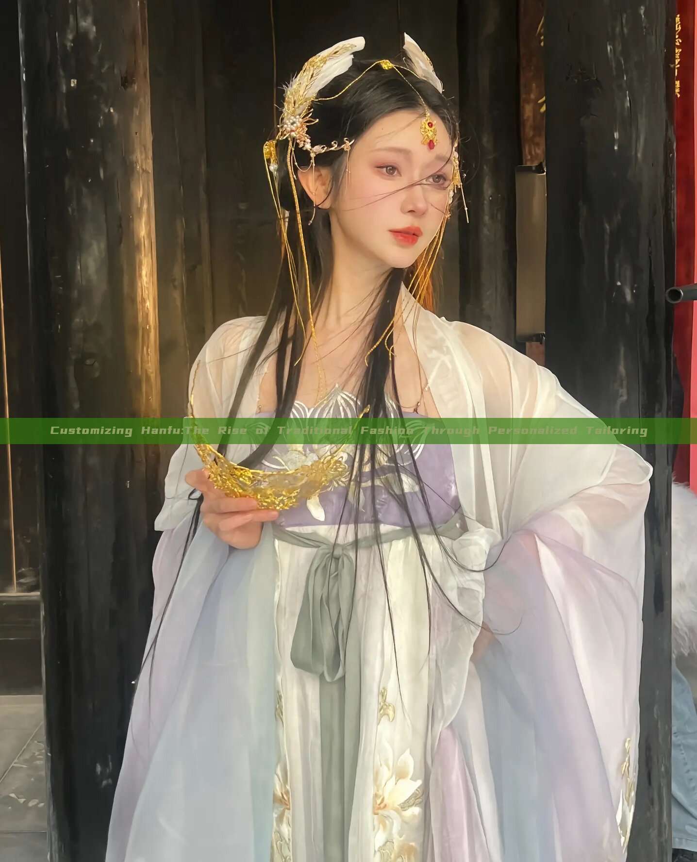 Customizing Hanfu:The Rise of Traditional Fashion Through Personalized Tailoring Customizing Hanfu:The Rise of Traditional Fashion Through Personalized Tailoring