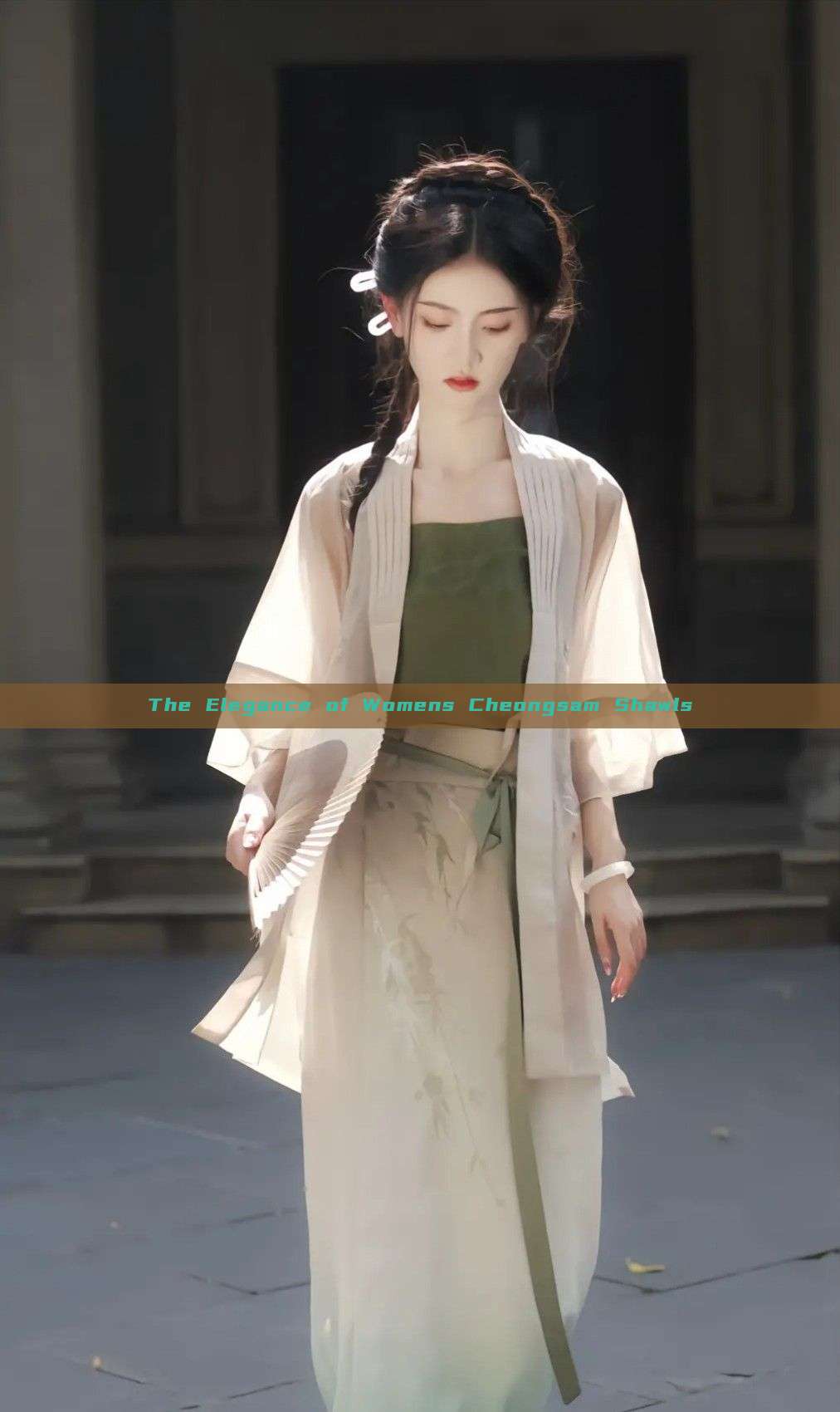The Elegance of Womens Cheongsam Shawls The Elegance of Womens Cheongsam Shawls