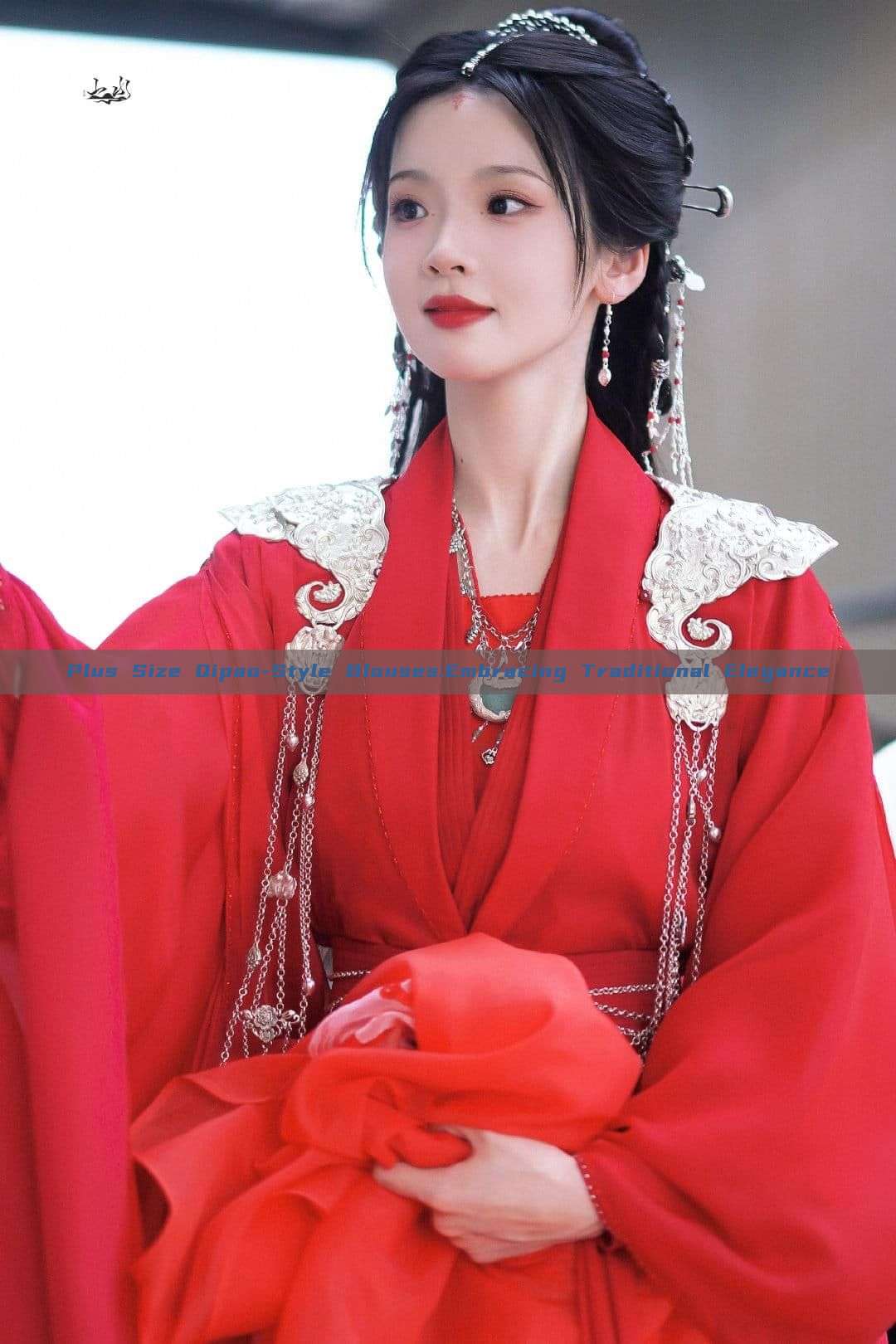Plus Size Qipao-Style Blouses:Embracing Traditional Elegance Plus Size Qipao-Style Blouses:Embracing Traditional Elegance