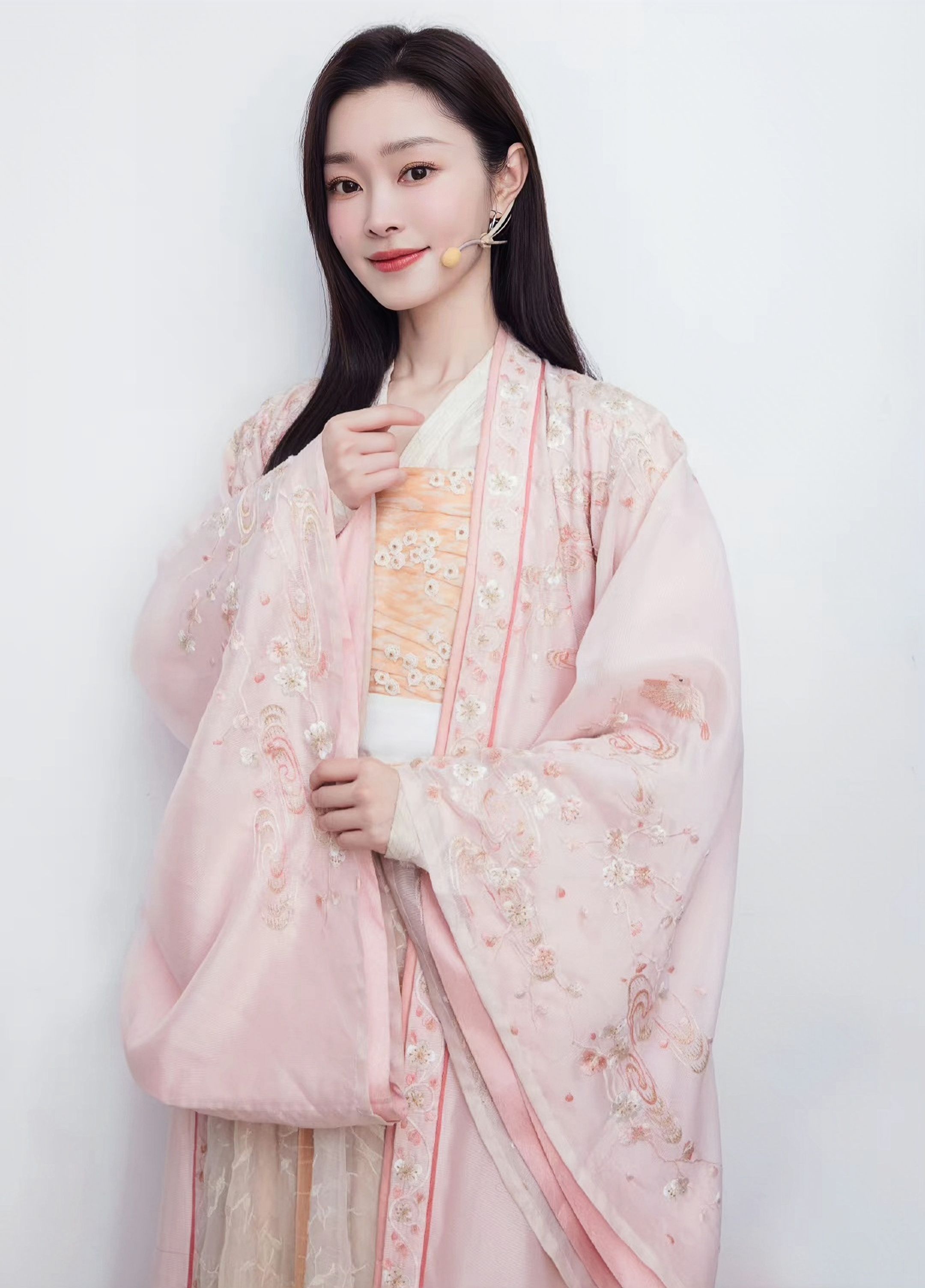 LánxīOriginal Hanfu:Unveiling the Essence of Traditional Chinese Fashion LánxīOriginal Hanfu:Unveiling the Essence of Traditional Chinese Fashion