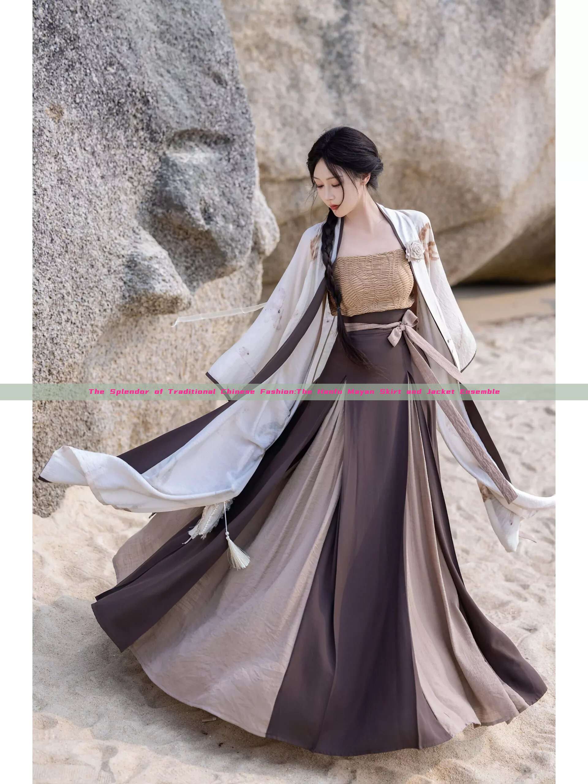 The Splendor of Traditional Chinese Fashion:The Hanfu Mayan Skirt and Jacket Ensemble