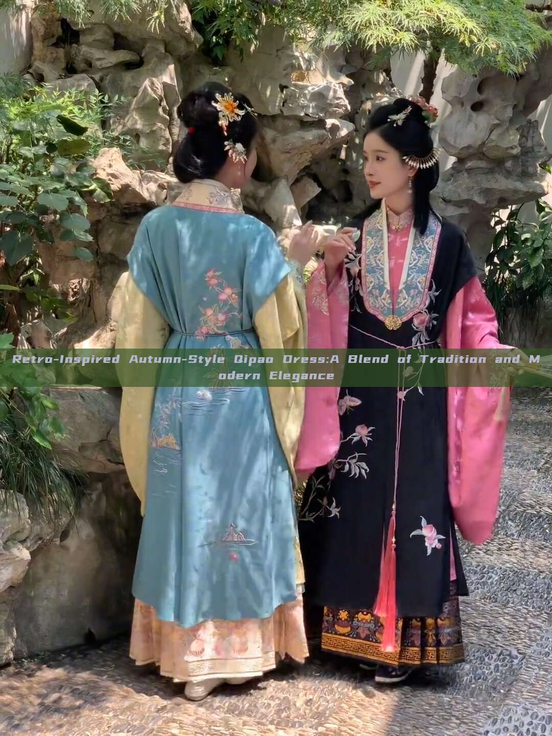 Retro-Inspired Autumn-Style Qipao Dress:A Blend of Tradition and Modern Elegance Retro-Inspired Autumn-Style Qipao Dress:A Blend of Tradition and Modern Elegance