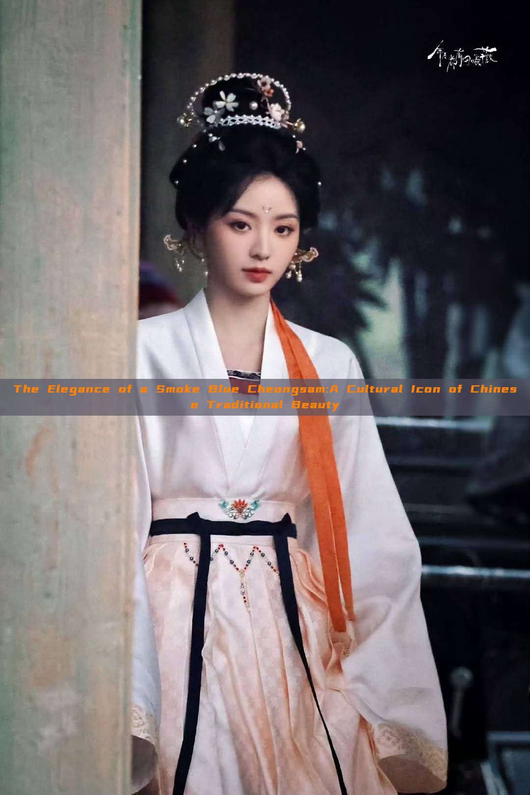 The Elegance of a Smoke Blue Cheongsam:A Cultural Icon of Chinese Traditional Beauty The Elegance of a Smoke Blue Cheongsam:A Cultural Icon of Chinese Traditional Beauty
