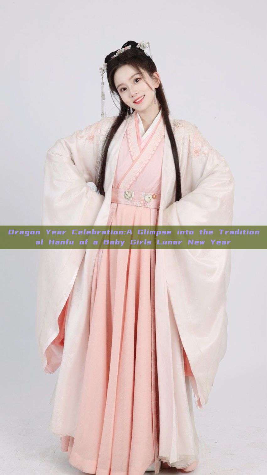 Dragon Year Celebration:A Glimpse into the Traditional Hanfu of a Baby Girls Lunar New Year