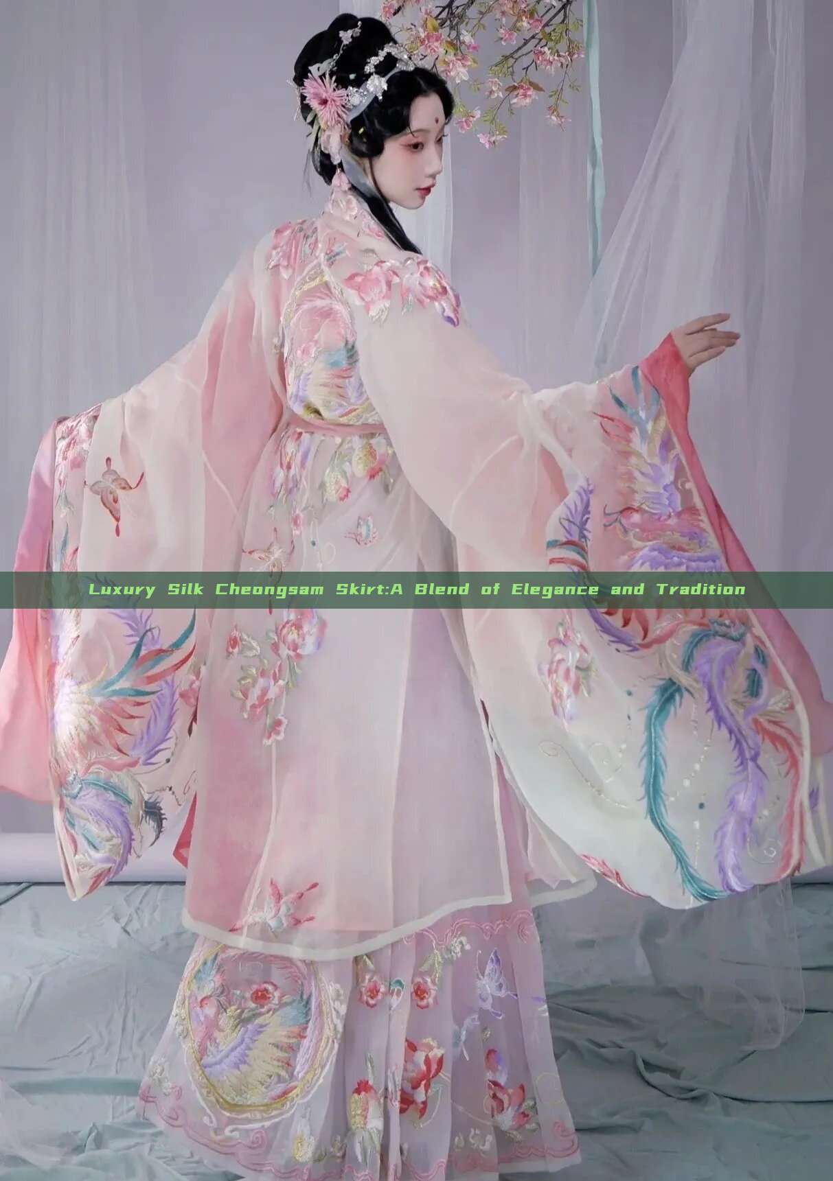Luxury Silk Cheongsam Skirt:A Blend of Elegance and Tradition