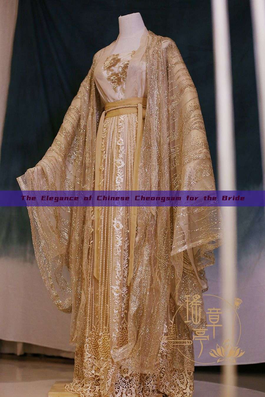 The Elegance of Chinese Cheongsam for the Bride The Elegance of Chinese Cheongsam for the Bride