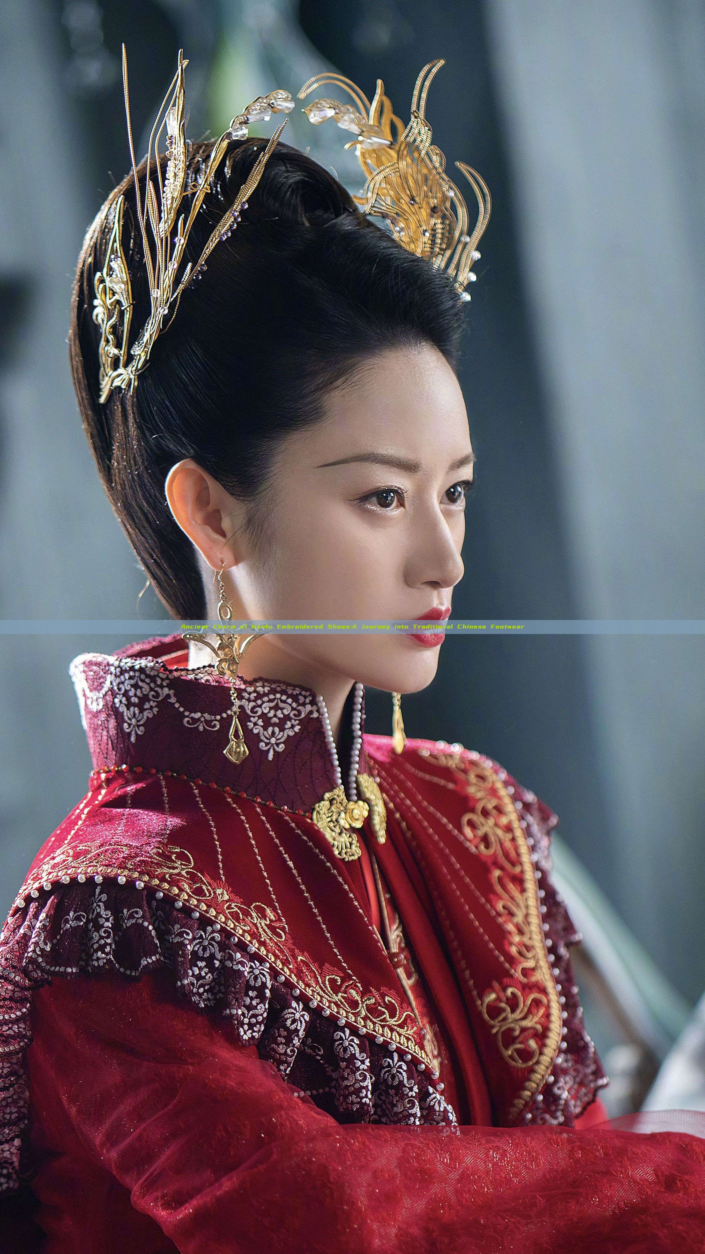 Ancient Charm of Hanfu Embroidered Shoes:A Journey into Traditional Chinese Footwear Ancient Charm of Hanfu Embroidered Shoes:A Journey into Traditional Chinese Footwear