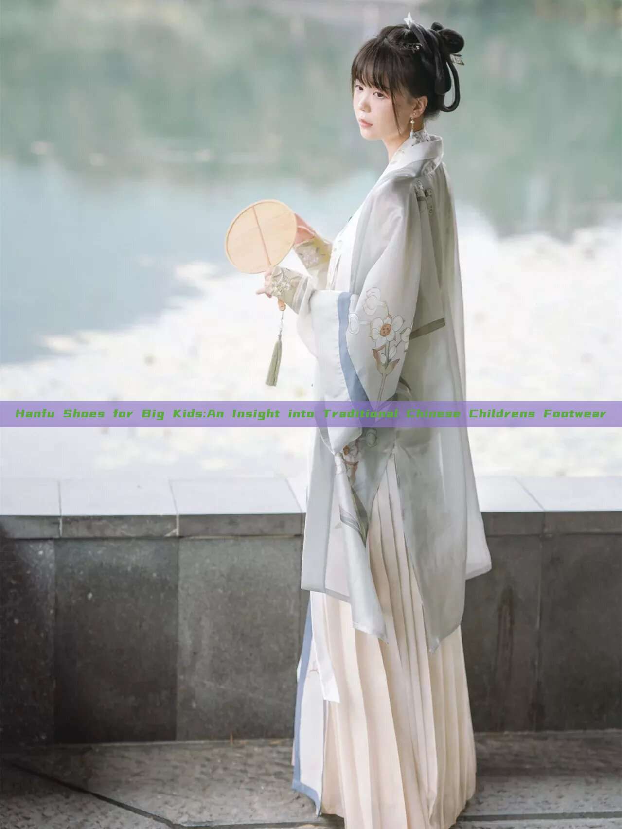 Hanfu Shoes for Big Kids:An Insight into Traditional Chinese Childrens Footwear Hanfu Shoes for Big Kids:An Insight into Traditional Chinese Childrens Footwear