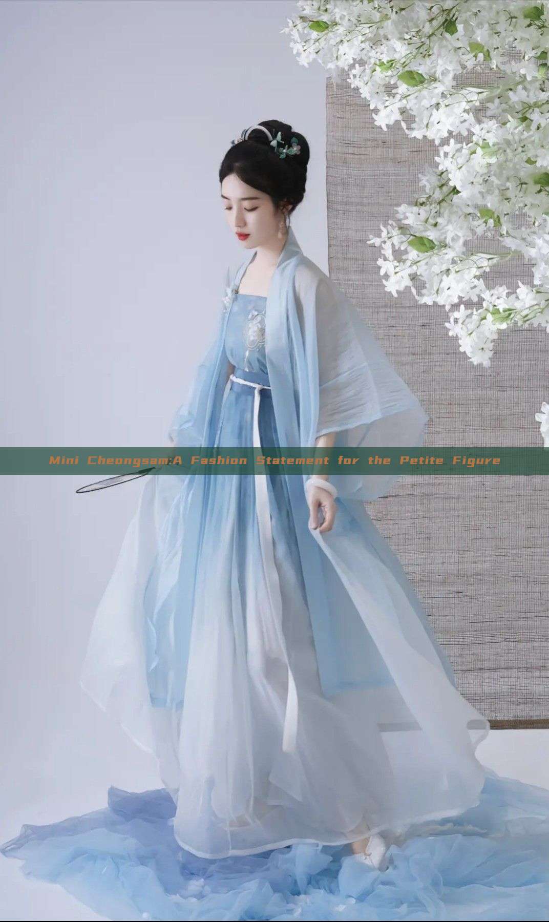 Mini Cheongsam:A Fashion Statement for the Petite Figure Mini Cheongsam:A Fashion Statement for the Petite Figure