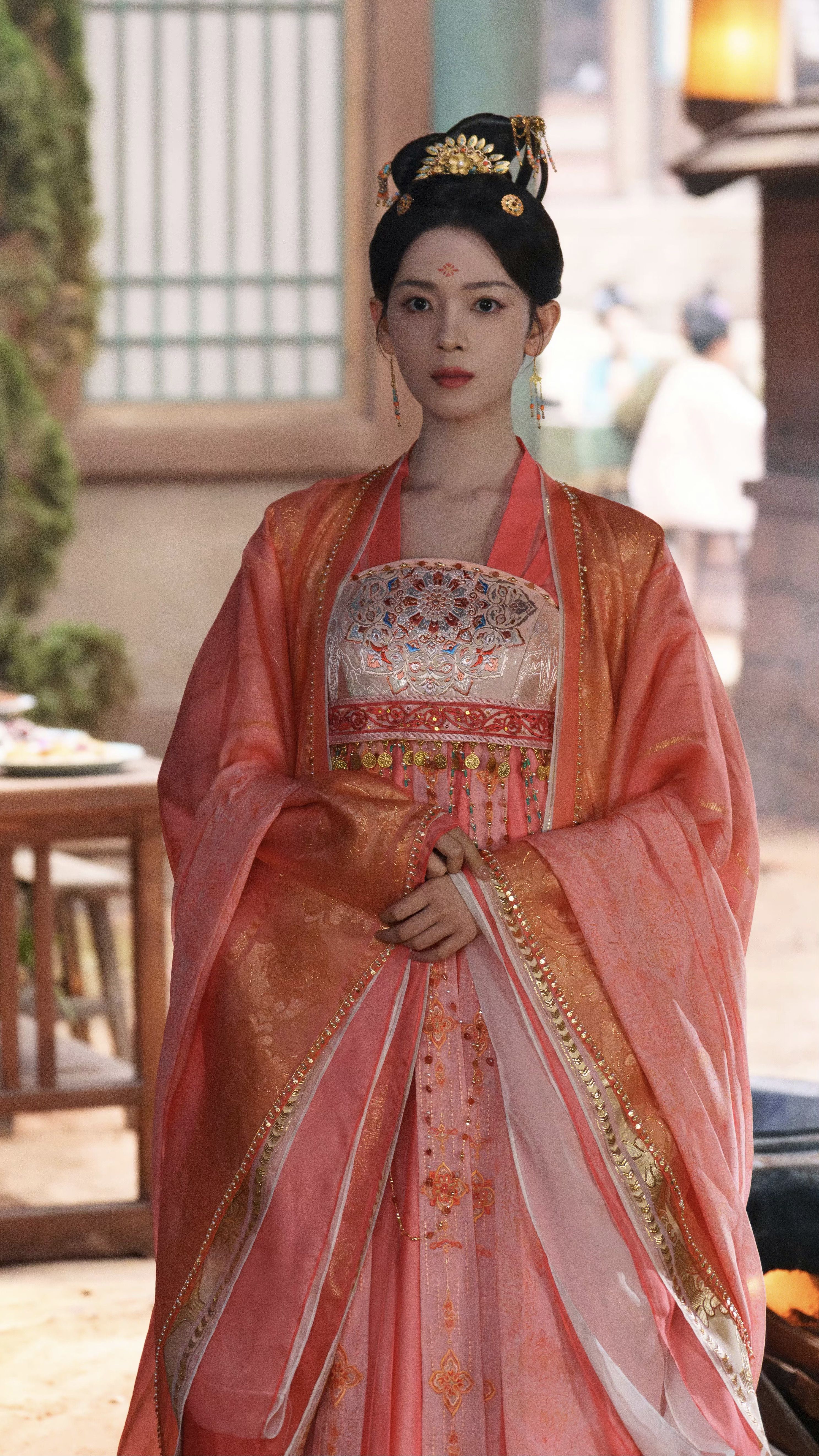 Luxe Cheongsam:The Splendid Elegance of Lan Ting Yue Se Luxe Cheongsam:The Splendid Elegance of Lan Ting Yue Se