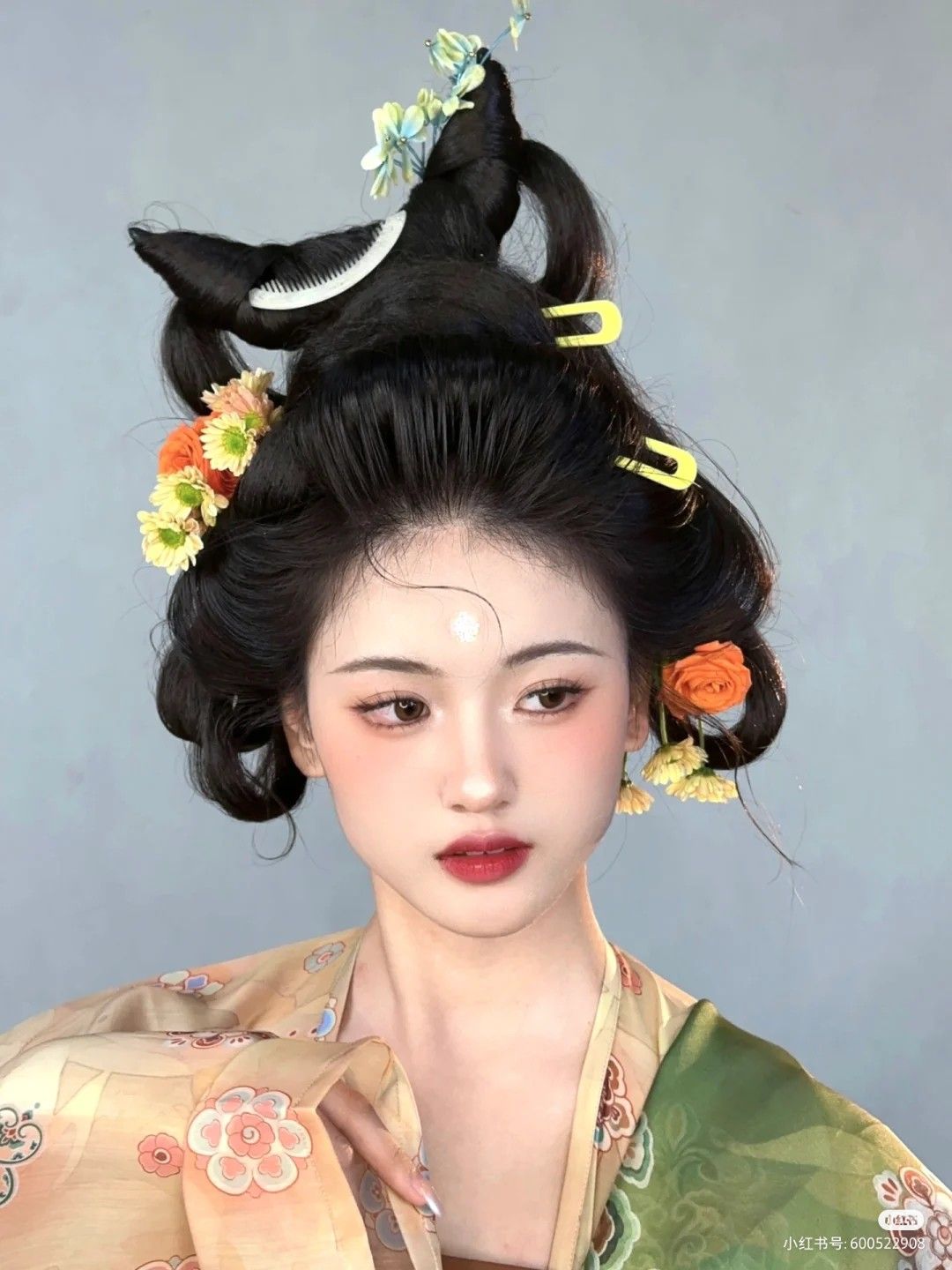 The Elegance of Sleeve-Length Cheongsam:A Cultural Icon of Chinese Heritage The Elegance of Sleeve-Length Cheongsam:A Cultural Icon of Chinese Heritage