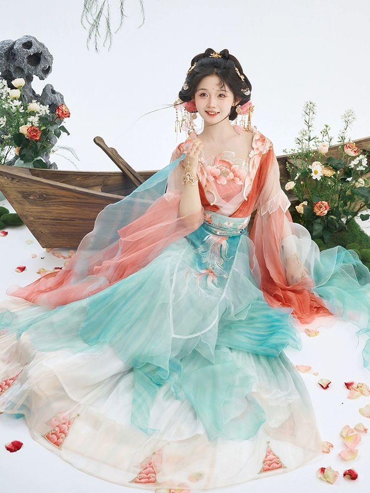 The Youthful Elegance of Long Cheongsam:A Tale of a Teen Girl The Youthful Elegance of Long Cheongsam:A Tale of a Teen Girl