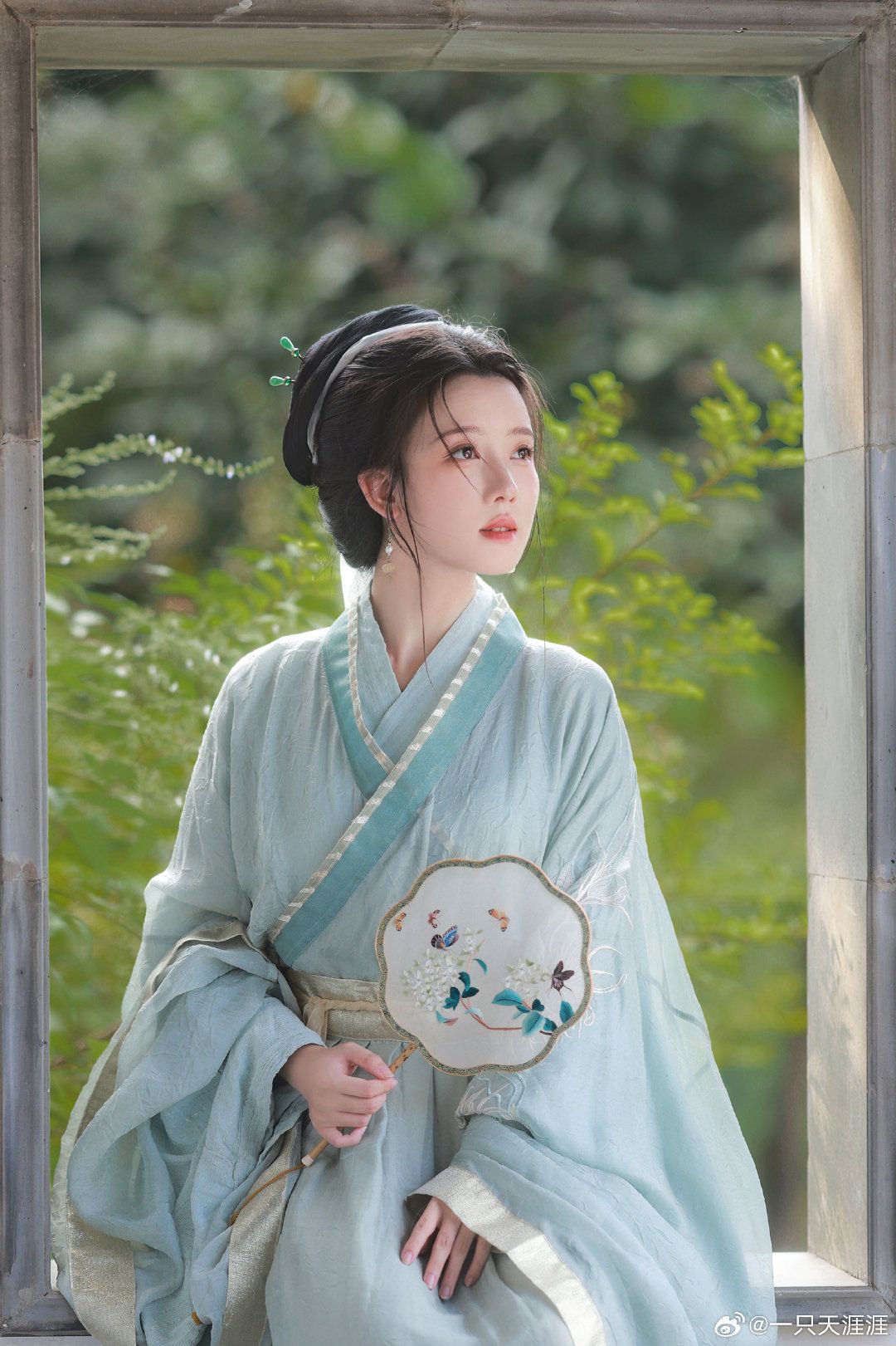 White Elegance:Hanfu Style for Young Girls White Elegance:Hanfu Style for Young Girls