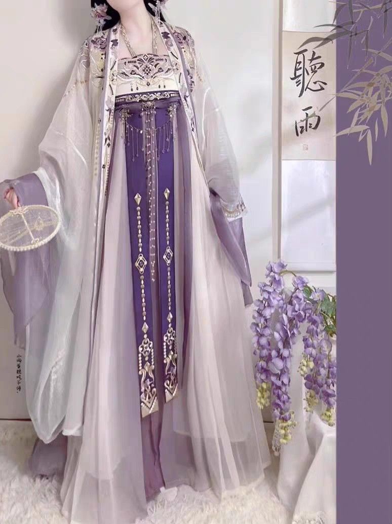 Summer Girls Hanfu Two-Piece Set:A Fashionable and Comfortable Choice Summer Girls Hanfu Two-Piece Set:A Fashionable and Comfortable Choice