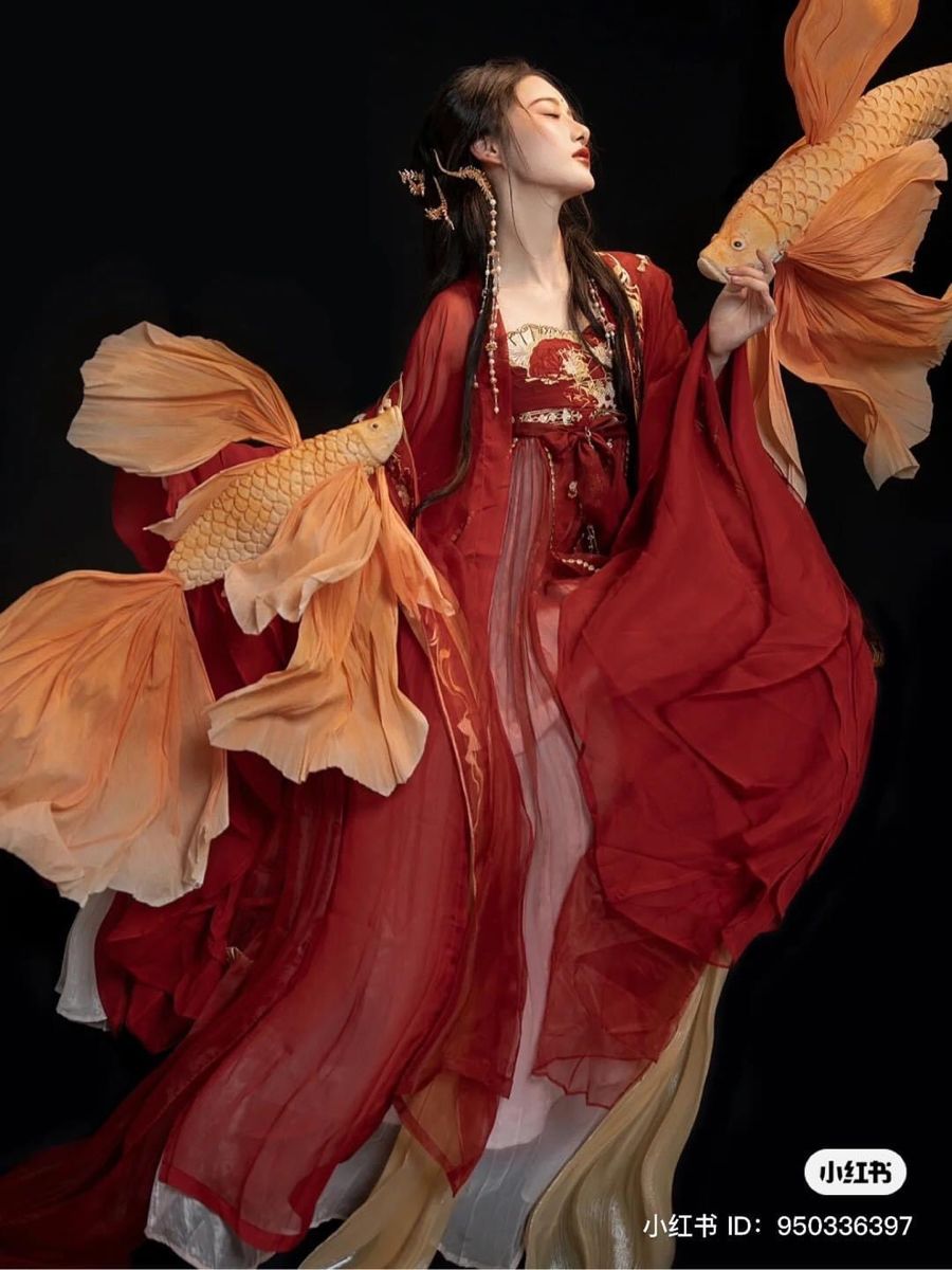 Vintage Charm:The Story of Girls Cheongsam in the Republic of China Era Vintage Charm:The Story of Girls Cheongsam in the Republic of China Era