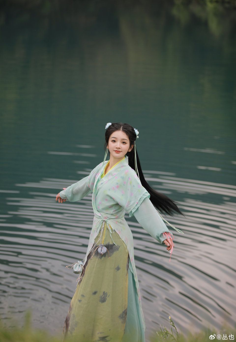 Traditional Chinese Style Short-sleeved Top to Match with Horseface Skirt Traditional Chinese Style Short-sleeved Top to Match with Horseface Skirt
