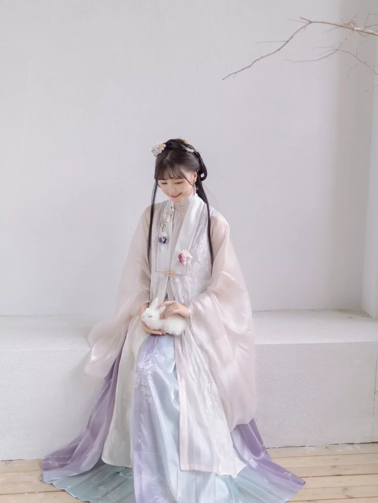 The Fixation of the Silk Ribbon in Hanfu Costumes:A Detailed Examination The Fixation of the Silk Ribbon in Hanfu Costumes:A Detailed Examination