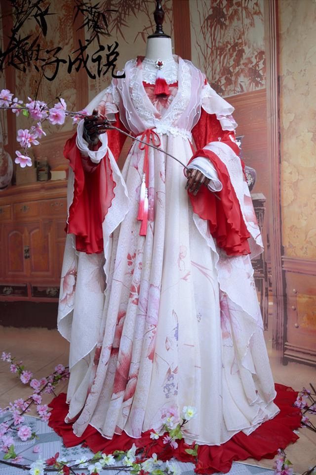 The Enchanting Encounter of a Child in Yaos Deer-Meeting Hanfu The Enchanting Encounter of a Child in Yaos Deer-Meeting Hanfu