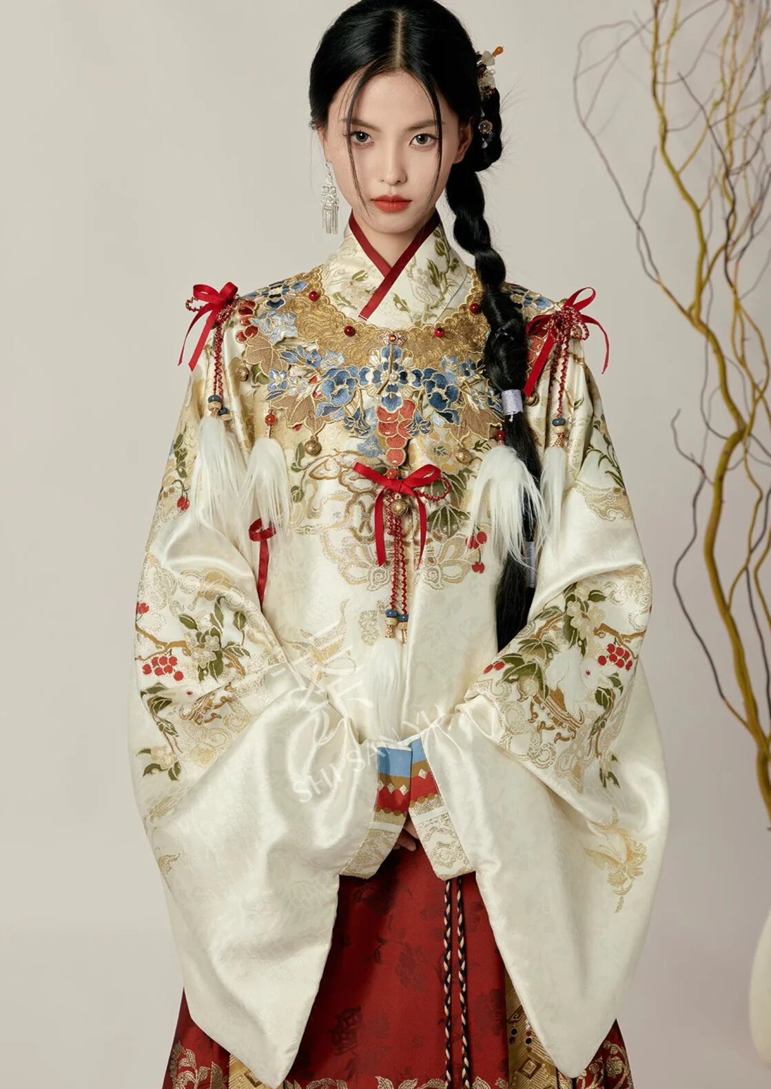 Qingling Valleys Original Hanfu:Unveiling the Essence of Traditional Chinese Elegance