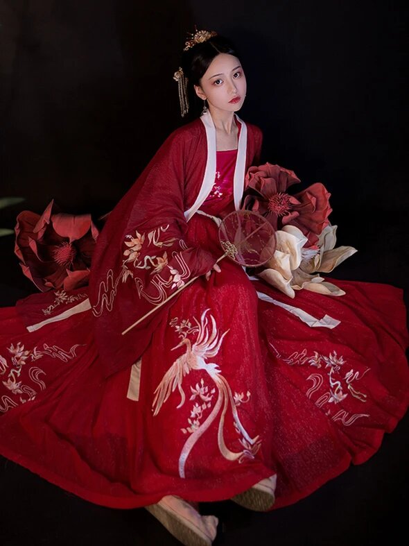 Vintage-Inspired Cheongsam Skirt:Embracing the Beauty of Ancient Chinese Fashion Vintage-Inspired Cheongsam Skirt:Embracing the Beauty of Ancient Chinese Fashion