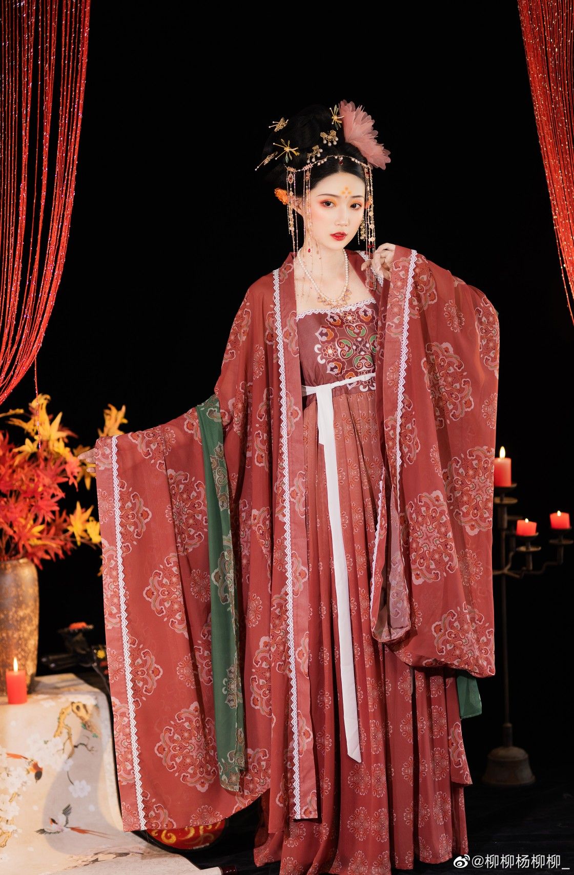 Ethnic Harmony in Hanfu:The Interwoven Story of Brother and Sister Ethnic Harmony in Hanfu:The Interwoven Story of Brother and Sister