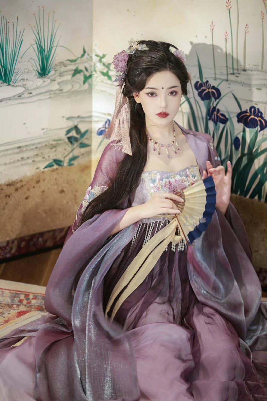 仙兔记,原创汉服与现代时尚交融之美 仙兔记,原创汉服与现代时尚交融之美
