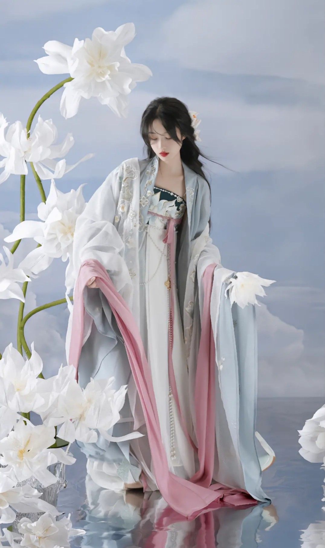 Mini-Sized Chinese Cheongsam Dress:A Guide to Styling and Fitting Mini-Sized Chinese Cheongsam Dress:A Guide to Styling and Fitting