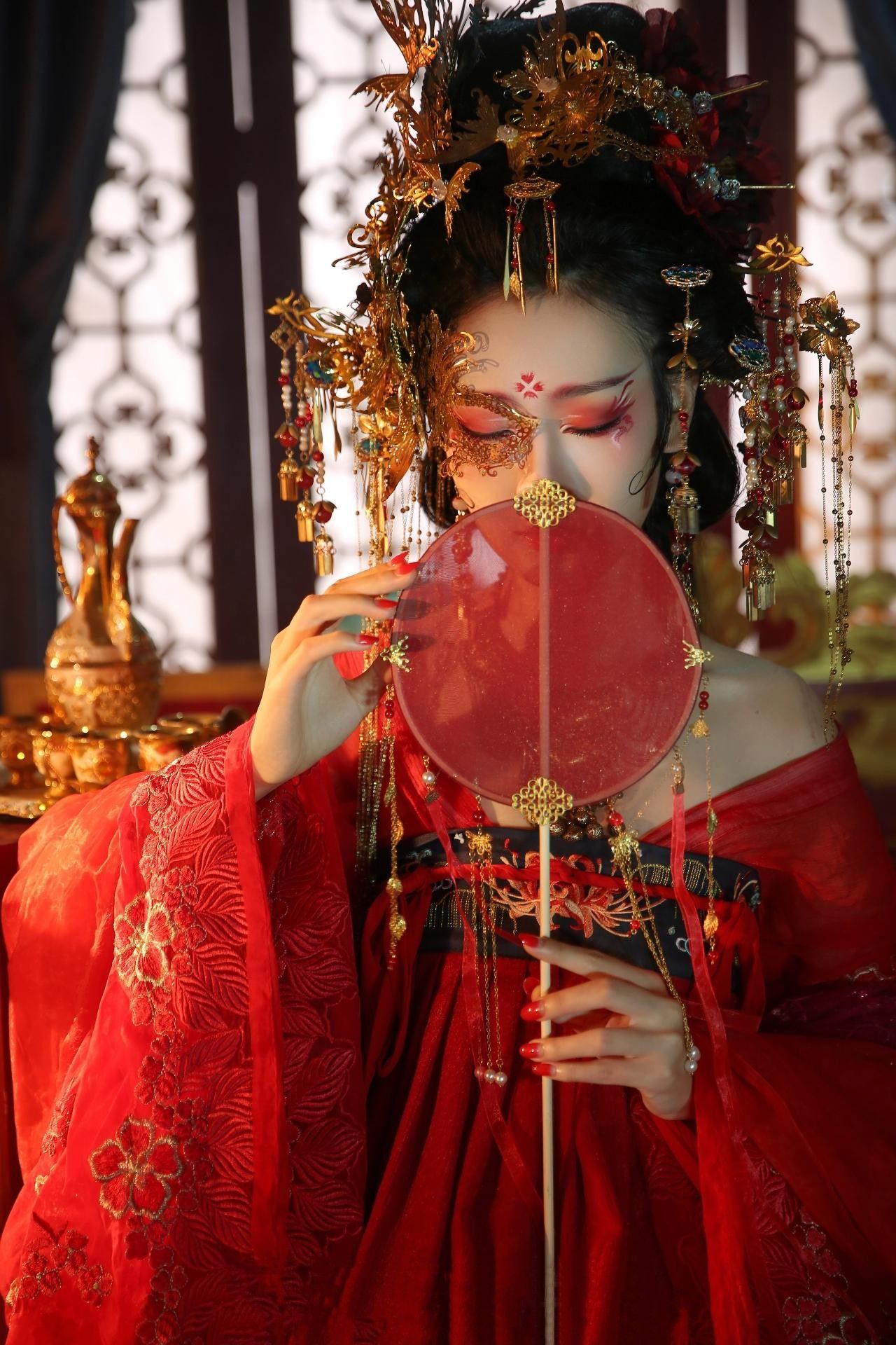 Hanfu Purses:Embracing the Chinese Heritage in Fashion Hanfu Purses:Embracing the Chinese Heritage in Fashion