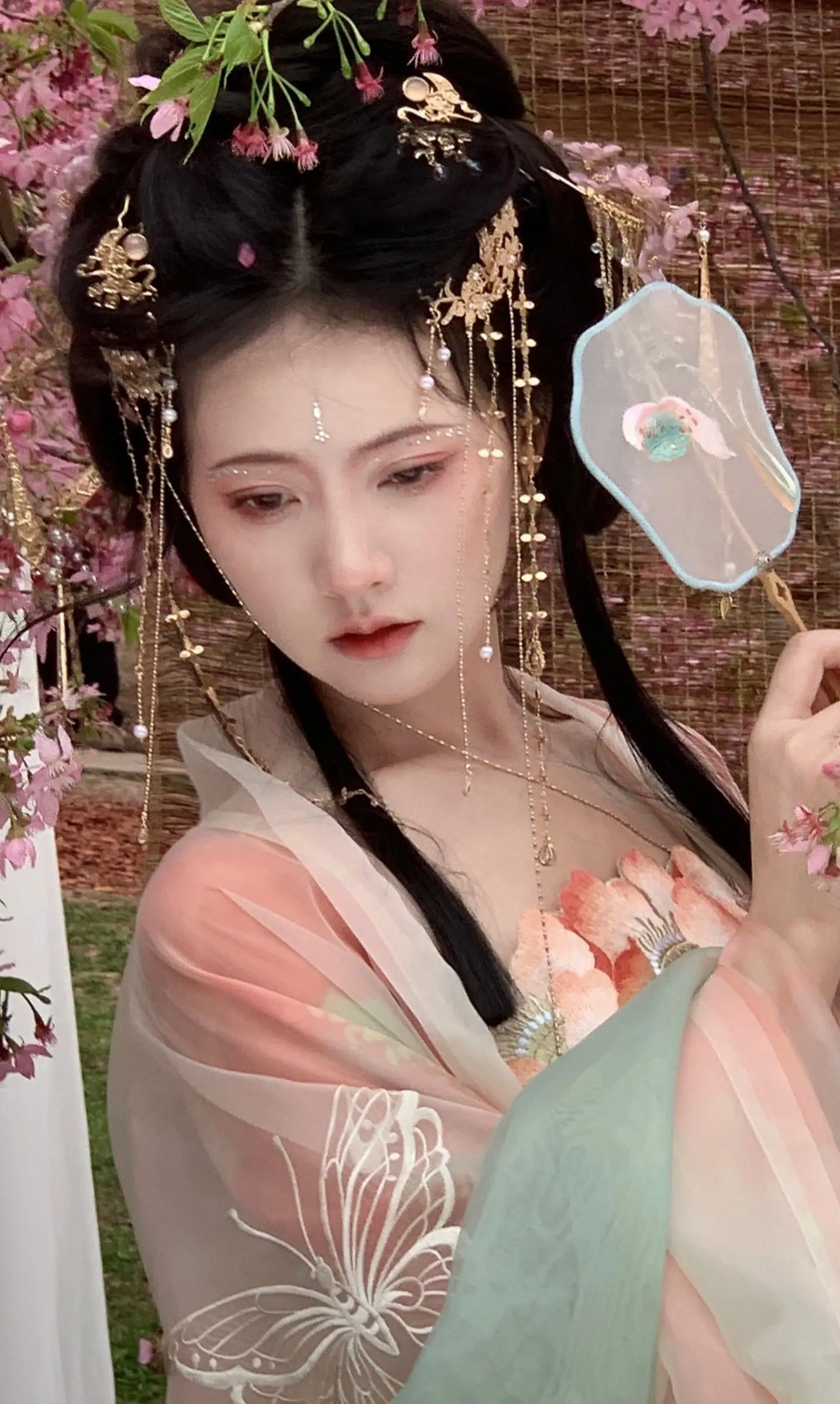 Hanfu Jewelry:The Rise of Chinese-Style Earrings with Traditional Charm Hanfu Jewelry:The Rise of Chinese-Style Earrings with Traditional Charm
