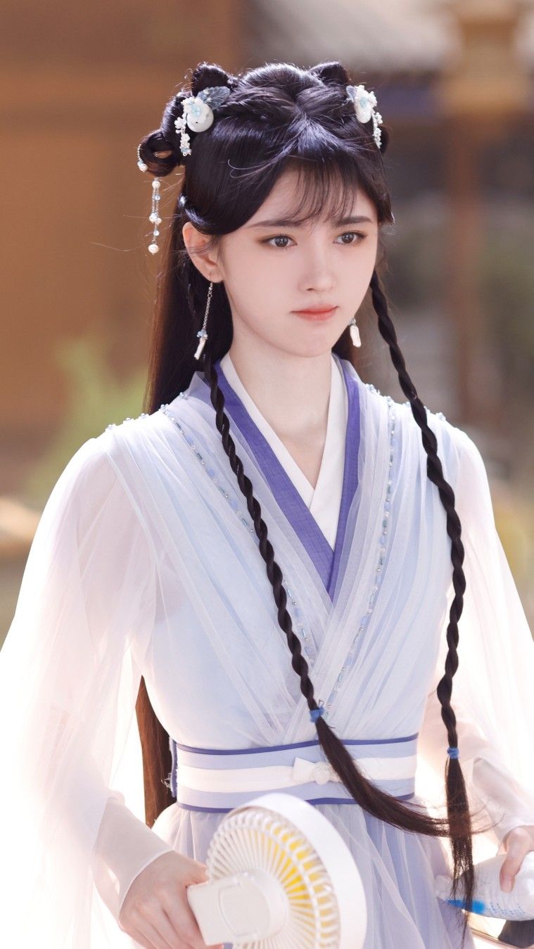 Autumn Winter Qipao with Outer Layer:A Fashionable Blend of Tradition and Modernity Autumn Winter Qipao with Outer Layer:A Fashionable Blend of Tradition and Modernity