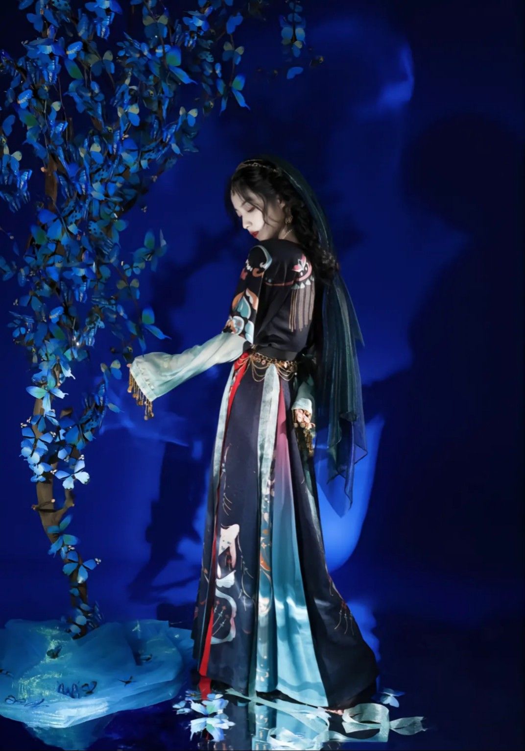 Mingle of Splendor:The Summer Attire of Hanfu in the Ming Dynasty Mingle of Splendor:The Summer Attire of Hanfu in the Ming Dynasty