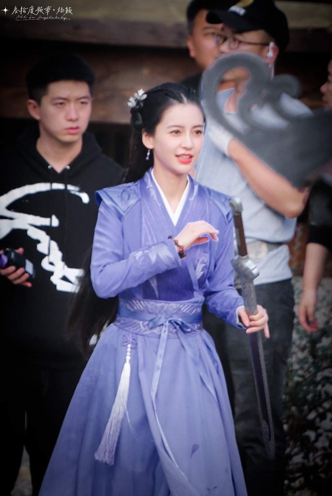 Chinese New Year Fashion:The Revival of Traditional Clothing Chinese New Year Fashion:The Revival of Traditional Clothing